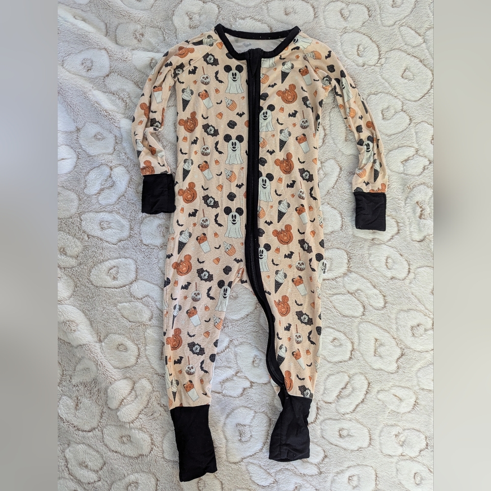 Made With Magic Disney Halloween Treats Zip